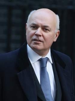 Iain Duncan Smith: Old system is "ridiculous"