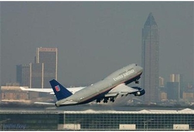 (Photo : Reuters) The image shows a US Airways aircraft.