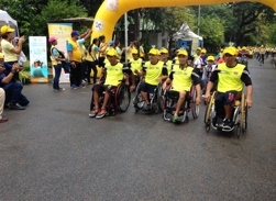 ขบวนคนพิการซ้อมปั่นเพื่อพ่อ BIKE FOR DAD