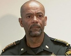 นายตำรวจเดวิด ครากค์ เจ้าหน้าที่ตำรวจจากเมืองมิลวอกี รัฐวิสคอนซิน ประเทศสหรัฐอเมริกา