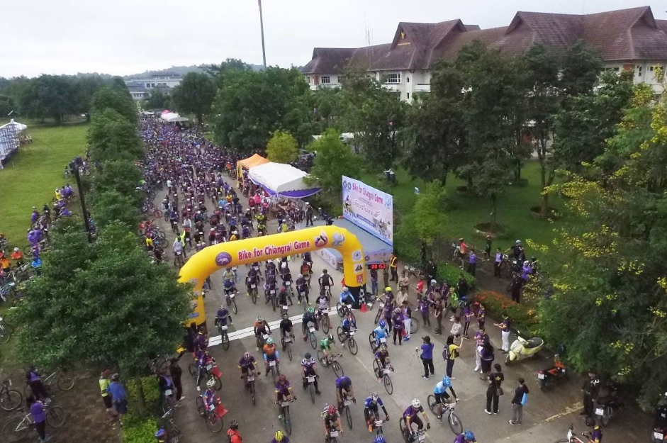 ผู้ว่าฯ เชียงราย นำนักปั่นจักรยาน Bike For Chiangrai Game กว่า 2 พันคน