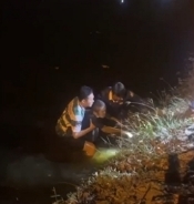 กำนันอาร์ท ฮีโร่ชุดพี่หมื่นคืนชีพ ทิ้งฉลองเมียโดดคลองช่วยชายพิการตกน้ำ