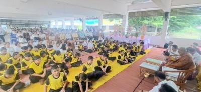 พลังศรัทธาล้นหลาม! แห่ทอดผ้าป่า ร.ร.คนตาบอดขอนแก่น ยอดทะลุ 1.3 ล้าน