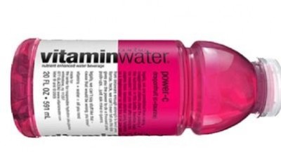 เครื่องดื่มน้ำผลไม้ของโค้ก น้ำตาลต่ำ หรือ"Vitamin Water cap"