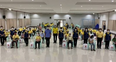 เหล่ากาชาดหนองคาย มอบถุงยังชีพให้ผู้พิการทางสายตา ที่ได้รับผลกระทบโควิด