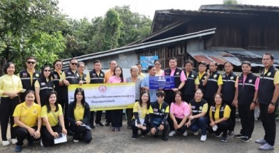 มอบบ้านตามโครงการปรับสภาพแวดล้อมที่อยู่อาศัยให้แก่ผู้สูงอายุ ผู้ด้อยโอกาส