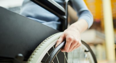 สำนักงานการวิจัยแห่งชาติหนุนมหาวิทยาลัยธรรมศาสตร์พัฒนา “รถเข็นคนพิการ”