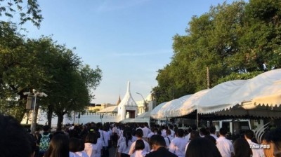 คนพิการร่วมพระราชพิธีฯ ถวายดอกไม้จันทน์