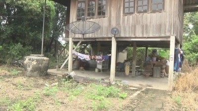 ใจร้าย! ล่า 2 โจรแสบอ้างตัวเป็นตำรวจเข้าชิงทรัพย์หนุ่มพิการ