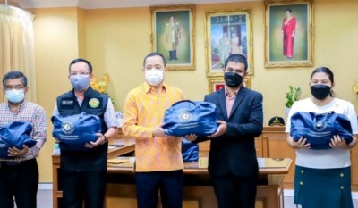 สมาคมประชาคมคนตาบอดไทยมอบถุงยังชีพ 88 ชุด พร้อมเงิน 44,000 บาท