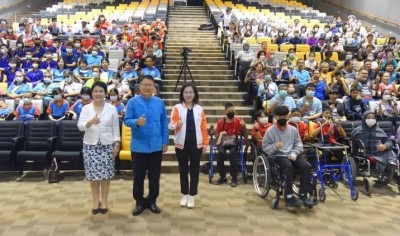 วันสร้างสุข..คัดสรรชุดความรู้เพิ่มทักษะ เปลี่ยน..คนพิการเป็นภาระสู่การเป็นพลัง