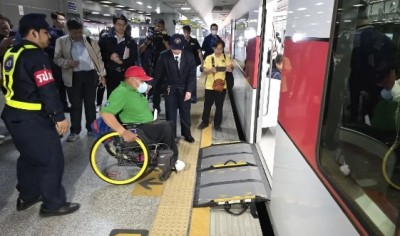 สำรวจ ‘รถไฟฟ้าสายสีแดง’ ไม่มีจุดเชื่อมต่อ ไม่เอื้อต่อผู้พิการ?