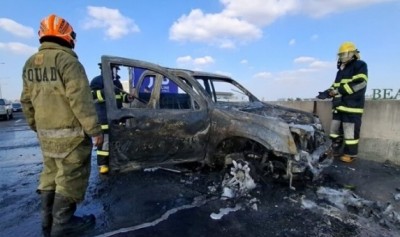 อุ้มญาติพิการหนีตาย กลับจากหาหมอไปไม่ถึงบ้านไฟลุกท่วมทั้งคัน สุดระทึกบนทางด่วน