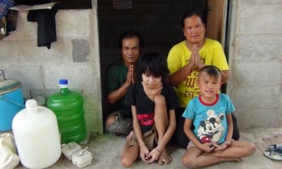 วอนช่วยเหลือ 2 เด็กพิการแม่เป็นบุคคลตกหล่นไม่มีบัตรประชาชนไม่ได้รับสิทธิที่ควรจะได้