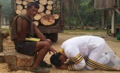สุดซึ้ง พ่อพิการ แขนด้วน สู้ชีวิต ทำงานส่งลูกเรียนจนจบปริญญา