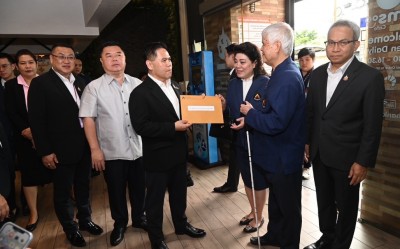 “วราวุธ” เยี่ยมชม ศูนย์ TTRS - ช่วยคนพิการทางการได้ยิน เข้าถึงข่าวสาร สิทธิสวัสดิการสังคมของรัฐ