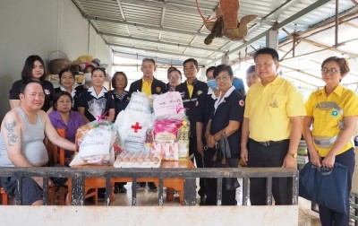 ทีมจังหวัดสกลนคร เยี่ยมบ้าน ให้กำลังใจคนพิการ ที่อำเภอพังโคน