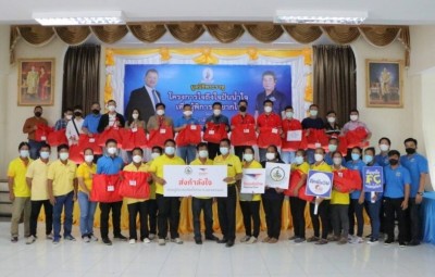 โครงการ “ใจถึงใจปันน้ำใจ เพื่อผู้พิการ ผู้ยากไร้ และผู้ประสบภัยน้ำท่วม” อ.บรรพตพิสัย จ.นครสวรรค์