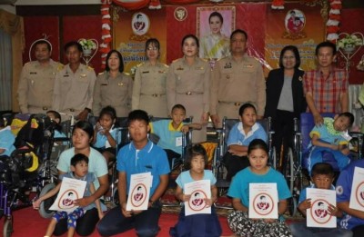 มูลนิธิคุณพุ่มมอบทุนการศึกษา เด็กออทิสติก-พิการ