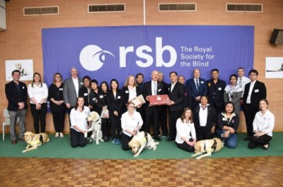 พก.เดินหน้าจัดบริการสุนัขนำทางในไทย