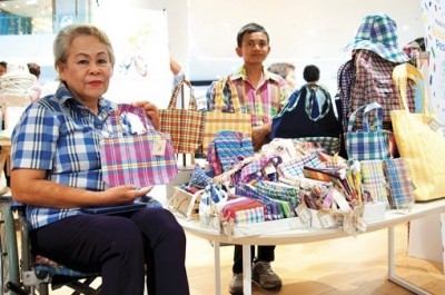 งานฝีมือคนพิเศษเพิ่มรายได้-พลังใจ