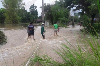 เตือนมรสุมทำ10จว.ฝนตกหนัก กทม.ฟ้าคะนองถึง80%