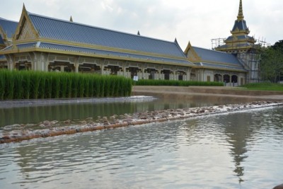 คันนาเลข ๙ สื่อถึงงานหลวง ภูมิสถาปัตยกรรมประกอบพระเมรุมาศ พระบาทสมเด็จพระปรมินทรมหาภูมิพลอดุลยเดช บรมนาถบพิตร