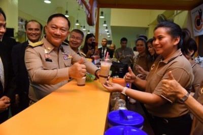 เปิดร้านกาแฟ ฟอร์ ออล ช่วยคนพิการมีงานทำ