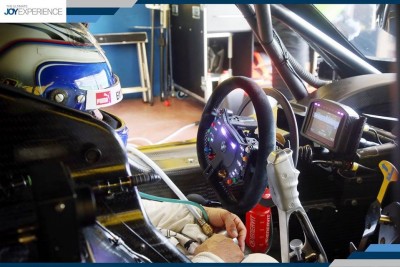 ส่องรถแข่ง BMW M4 DTM คันพิเศษและคันเดียวในโลกของ Alex Zanardi