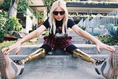 "ลอเรน วาสเซอร์" นางแบบผู้พิการขา เตรียมตัวลงวิ่งแข่งมาราธอนที่นิวยอร์ก