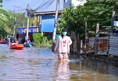 กรมควบคุมโรค ห่วงประชาชนในพื้นที่น้ำท่วม เพิ่มความระมัดระวังในการเดินทาง และหลีกเลี่ยงการทำกิจกรรมทางน้ำ