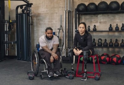 Reebok จับมือ Zappos Adaptive เปิดตัว Fit to Fit รองเท้าที่ผู้พิการใส่ได้ง่ายขึ้น