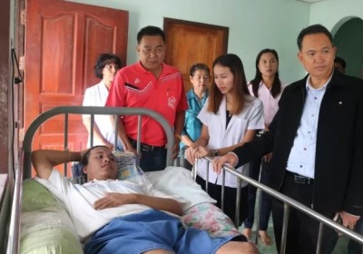 หนุ่มพิการ กำพร้าพ่อแม่ ได้นายจ้างช่วยค่าเช่าบ้าน อยู่กับน้องสาว