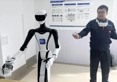 จีนเดินหน้าใช้หุ่นยนต์ดูแลผู้สูงอายุ! เปิดศูนย์ฝึกแห่งแรกของประเทศที่ชิงเต่า