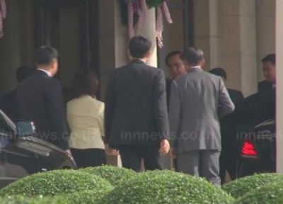 นายกฯเข้าทำเนียบ-พม.นำมณเฑียรเข้าพบ
