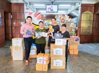 โรงแรมอิเลฟเว่น กรุงเทพฯ ร่วมบริจาคปฏิทินตั้งโต๊ะเก่า นำไปทำอักษรเบรลล์เพื่อผู้พิการทางสายตา