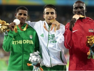 4 นักวิ่งคนพิการชาย 1,500 เมตร T13 ทำเวลาเร็วกว่าเจ้าของเหรียญทอง โอลิมปิก ที่ถือเป็นนักกีฬาปกติ