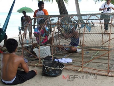 คืบหน้า! ชายฉกรรจ์บุกทำร้ายชาวเลหลีเป๊ะผู้พิการน้ำหนีบกลางดึก หลังเจรจารื้อบ้านไม่เป็นผล