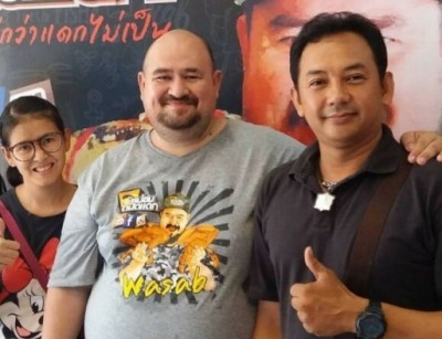 ‘คีย์แมน’ ร้าน ‘สตรีทฟู้ดดีกรีมิชลิน’ ‘เชฟเอ-สมเจตน์ ชื่นแย้ม’ เจ้าของตำนานดัง ‘ผัดไทยไร้เสียง’