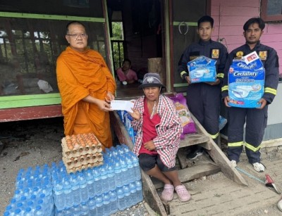 พระครูศรีสุตากร เข้าช่วยให้กำลังใจ ครอบครัวหนุ่มพิการ พ่อเส้นเลือดในสมองแตก ไร้งาน ไร้เงิน