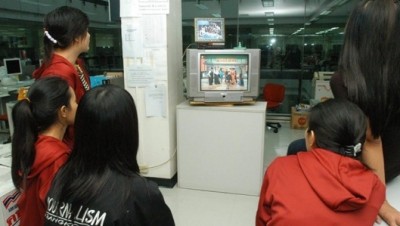การถ่ายทอดสดการแข่งขัน รวมถึงเทปบันทึกการแข่งขัน จากทางสถานีโทรทัศน์รวมการเฉพาะกิจแห่งประเทศไทย