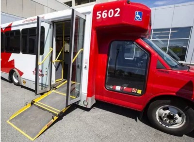 The transit commission Monday approved changes to Para Transpo, extending eligibility to customers with mental health and developmental disabilities.