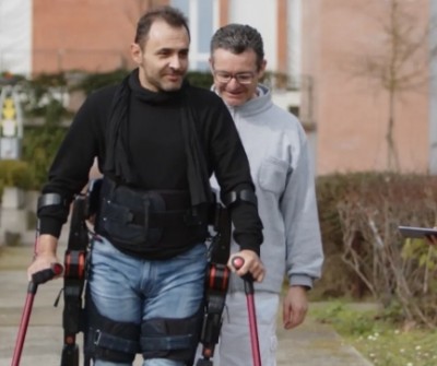 Exoskeleton รุ่นใหม่อาจช่วยให้ผู้พิการกลับมาเดินได้