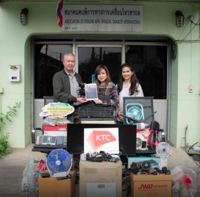 เคทีซีต่อยอด E-Waste สู่เศรษฐกิจหมุนเวียน ส่งมอบอุปกรณ์อิเล็กทรอนิกส์ใช้แล้ว สร้างรายได้ผู้พิการ หนุน SDGs ภาคธุรกิจ